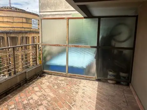 San Juan 600, Piso 8