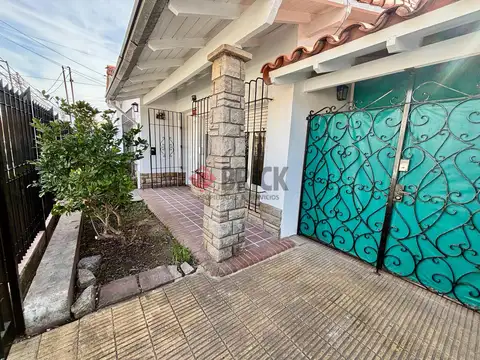 Casa en Venta en Martinez, USD 265.000