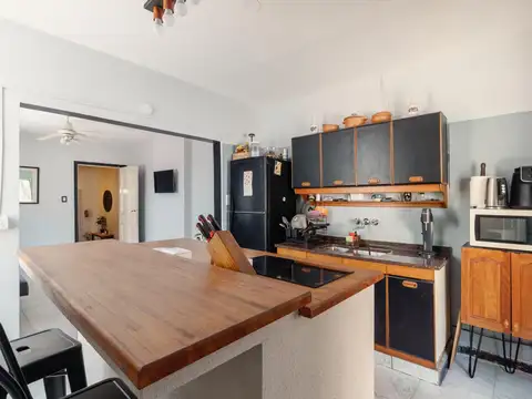 Depto Tipo Casa en Venta de 5 ambientes