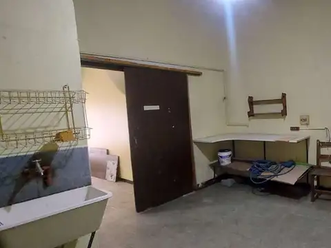 Local en Alquiler Via Púb.