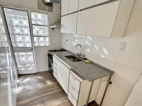 Departamento en Alquiler en Floresta, $ 600.000