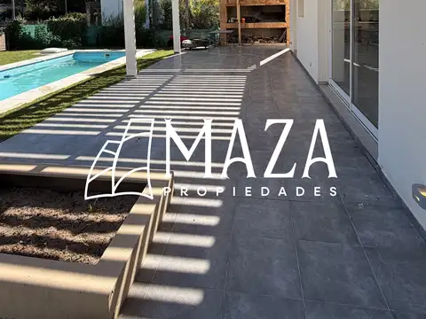 Casa 4 ambientes con 3 baños