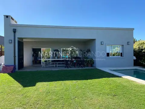 Pilar del Este 100