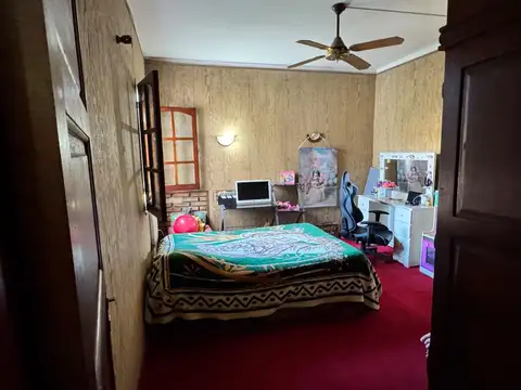 IMPONENTE CASA GRANADERO BAIGORRIA LADO RIO