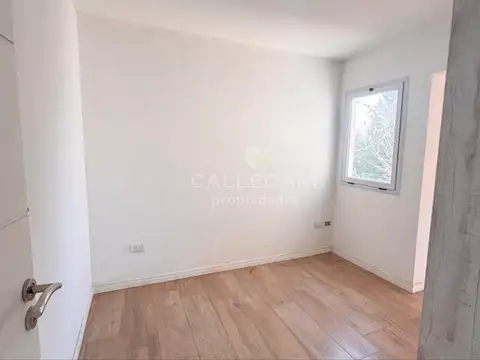 Departamento en Alquiler con 2 cocheras