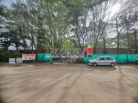Camping sobre amplio Lote Arbolado - Una Hectárea en EXCELENTE UBICACIÖN