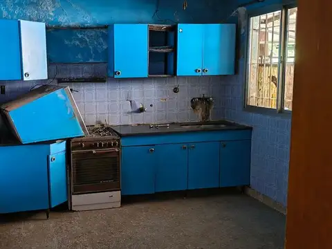 Depto Tipo Casa en Venta en Temperley, USD 85.000