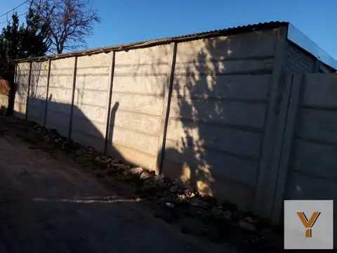 Casa 3 ambientes con 1 baño