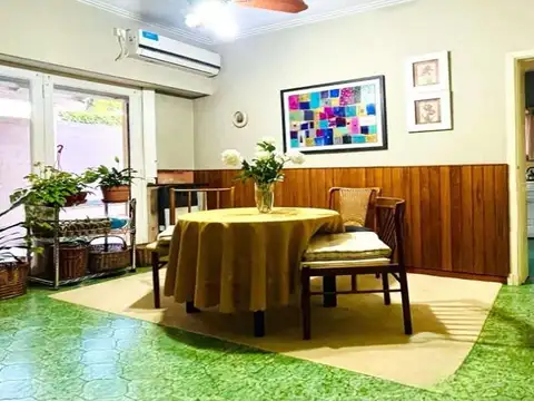 Casa en venta - 4 Dormitorios 2 Baños - 314Mts2 - General Belgrano