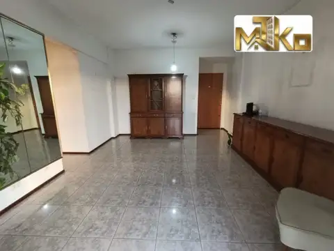 Departamento 3 Amb al Frente con Balcón Terraza • Apto Profesional • Impecable • Av. Rivadavia...