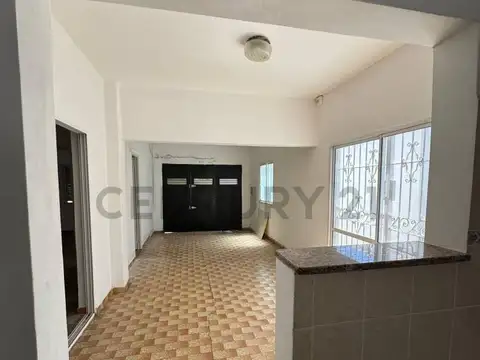 Casa venta ubicada en calle 64 entre 138 y 139.