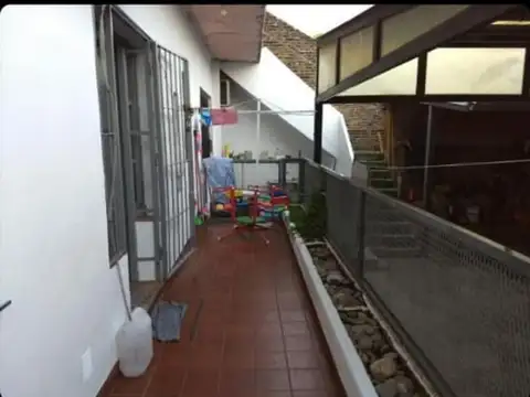 Depto Tipo Casa en Venta en Tablada, USD 105.000