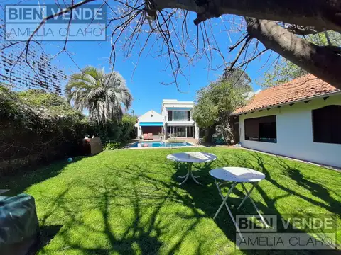 ALQUILER CASA EN LOMAS DE SAN ISIDRO | GRAN JARDÍN QUINCHO Y PILETA | 850m2 | GARAGE PARA 4 AUTOS