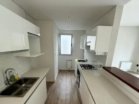 Departamento en Alquiler en Villa San Lorenzo, USD 650