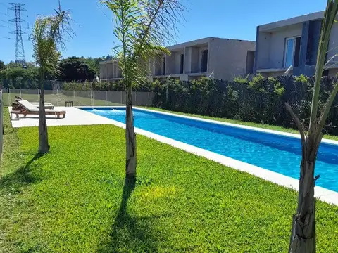 Depto Tipo Casa en Venta de 2 dormitorios