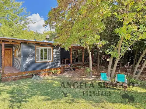 Casa 2 ambientes con 2 baños