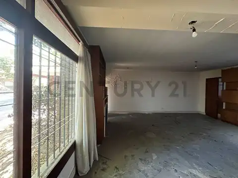 Casa en Venta - Sexta Sección