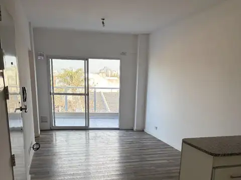 Departamento en Alquiler en Villa Devoto, $ 700.000