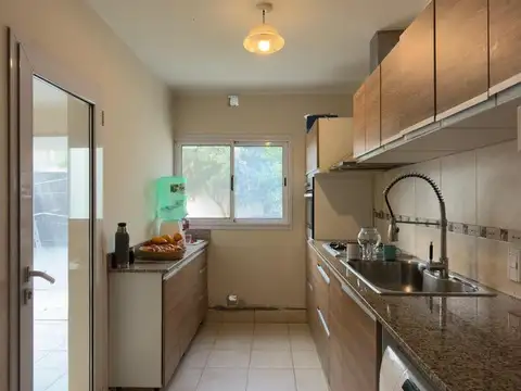 CASA 3 DOR VENTA B° ESTACION ALVARADO APTA CREDITO