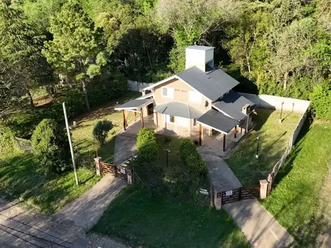 En venta – 2 cabañas en B° Villa Estrada, Santa Rosa de Calamuchita – cód 1002