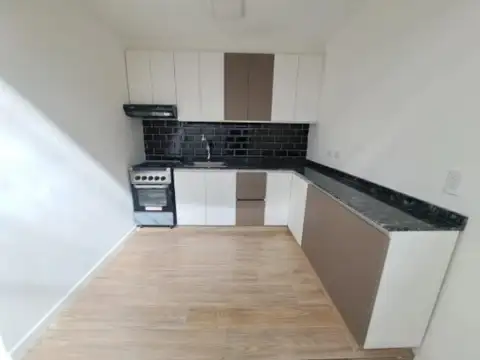 Depto Tipo Casa en Venta de 4 ambientes