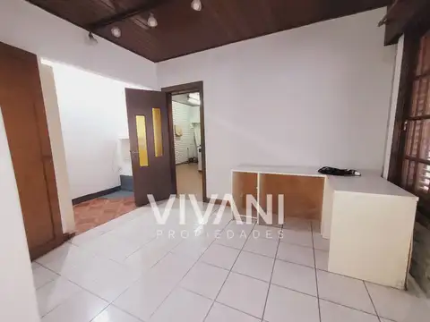Casa en Venta con 3 cocheras