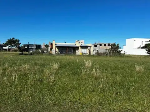 El Capitán e/ El Cinchorro y Avenida Del Parque