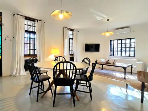 VENTA DE CASA RECICLADA QUINCHO PILETA MASCHWITZ
