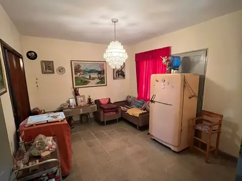 VENTA CASA 3 DORM CON PATIO B° GENERAL BUSTOS
