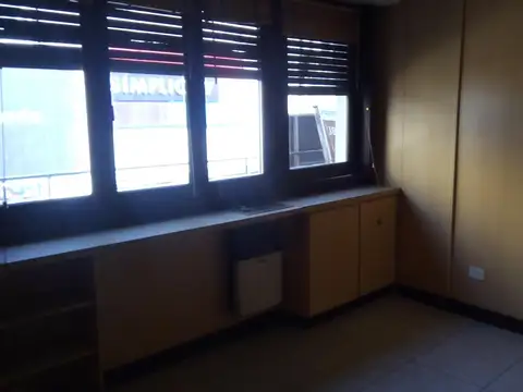 Oficina en Alquiler al Oeste