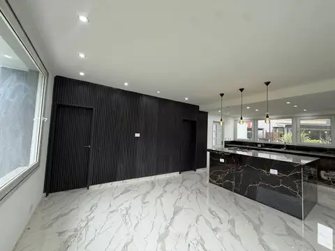 CASA EN VENTA CAMPANA