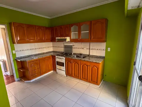 Departamento en Alquiler con 1 cocheras