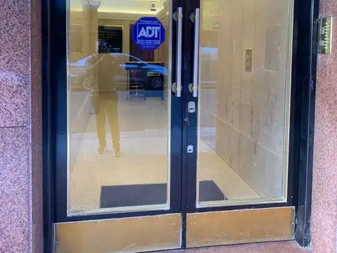 Edificio para remodelar en pleno centro, ideal oficinas