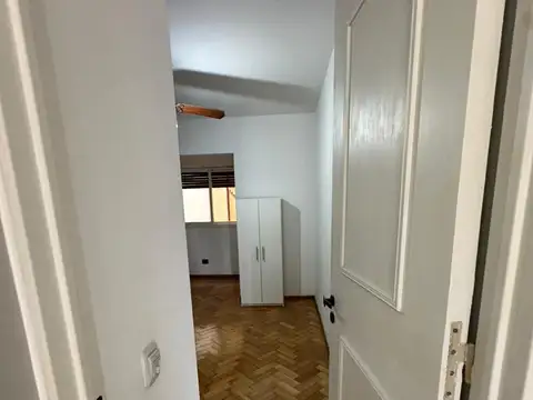 Departamento en Venta en Parque Rivadavia, USD 139.900