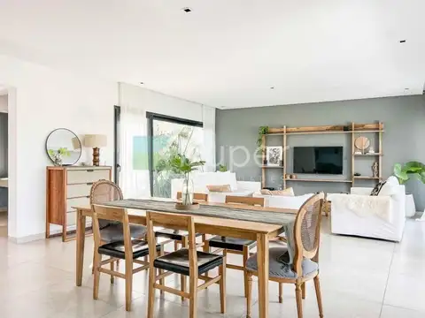 Casa  en Venta en El Cantón Golf, El Cantón, Escobar
