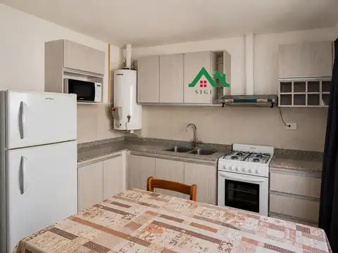 Casa en venta en Marqués de Sobremonte – 2 dormitorios con patio, quincho y cochera - apta crédito