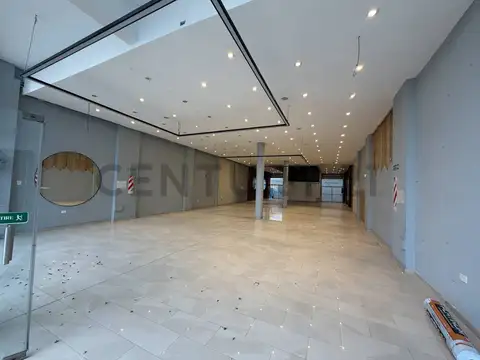 ALQUILER LOCAL COMERCIAL de 390m2 EN EL CENTRO DE LOS POLVORINES – MALVINAS ARGE