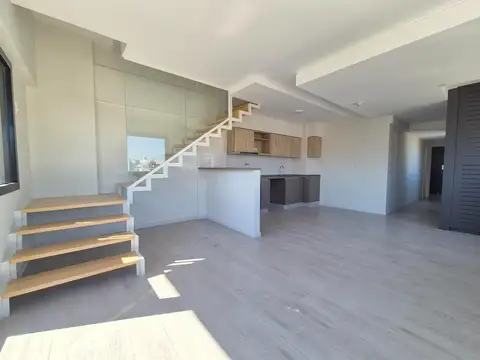 Departamento de 3 Ambientes en venta en Barracas. Duplex