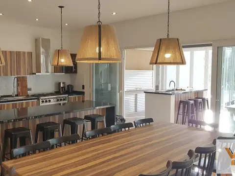 Casa en Venta en Costa Esmeralda, USD 295.000