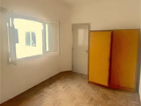 Depto Tipo Casa 4 ambientes con 1 baño