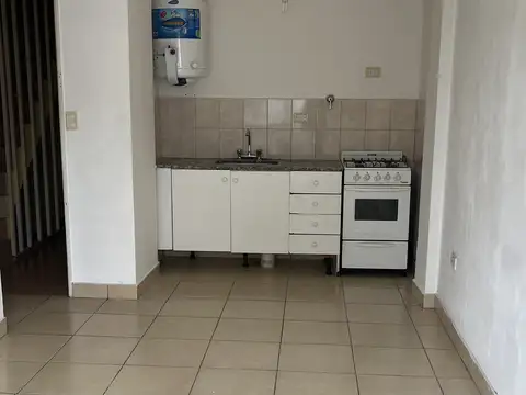 Departamento en Alquiler en Santos Lugares, $ 550.000