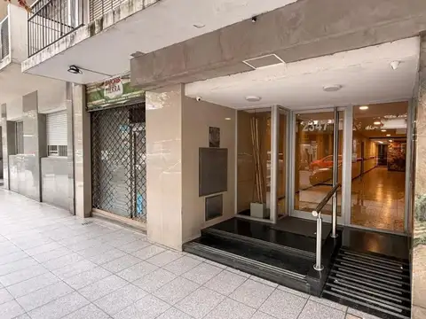 VENTA LOCAL COMERCIAL OPORTUNIDAD PLAZA COLON