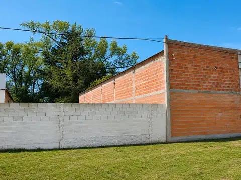 GALPÓN EN VENTA – DOLORES
