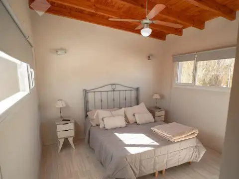 En Venta | Casa de 3 Dormitorios | Apta Credito Hipotecario | Barrio Las Lilas Plottier