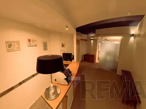 Oficina en Venta con 1 cochera
