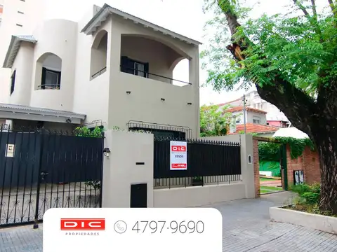 Casa 5 ambientes Venta - Florida Mitre/Este