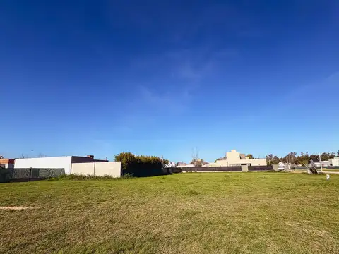 Lotes de 700 m2 en Village del Brigadier