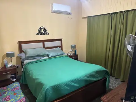 Venta Chalet con Tejas.Buena Calidad.Todos los Servicios *