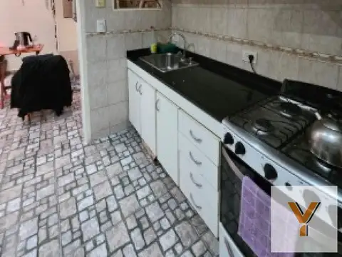 Depto Tipo Casa en Venta en Lanús Oeste, USD 65.000