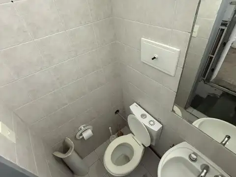 Local en Venta en Martínez, USD 230.000